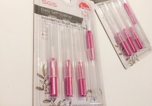 Chải Kẻ Răng SGS S